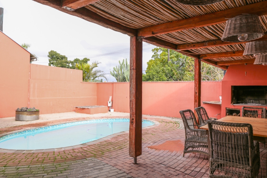 4 Bedroom Property for Sale in Velddrif Western Cape